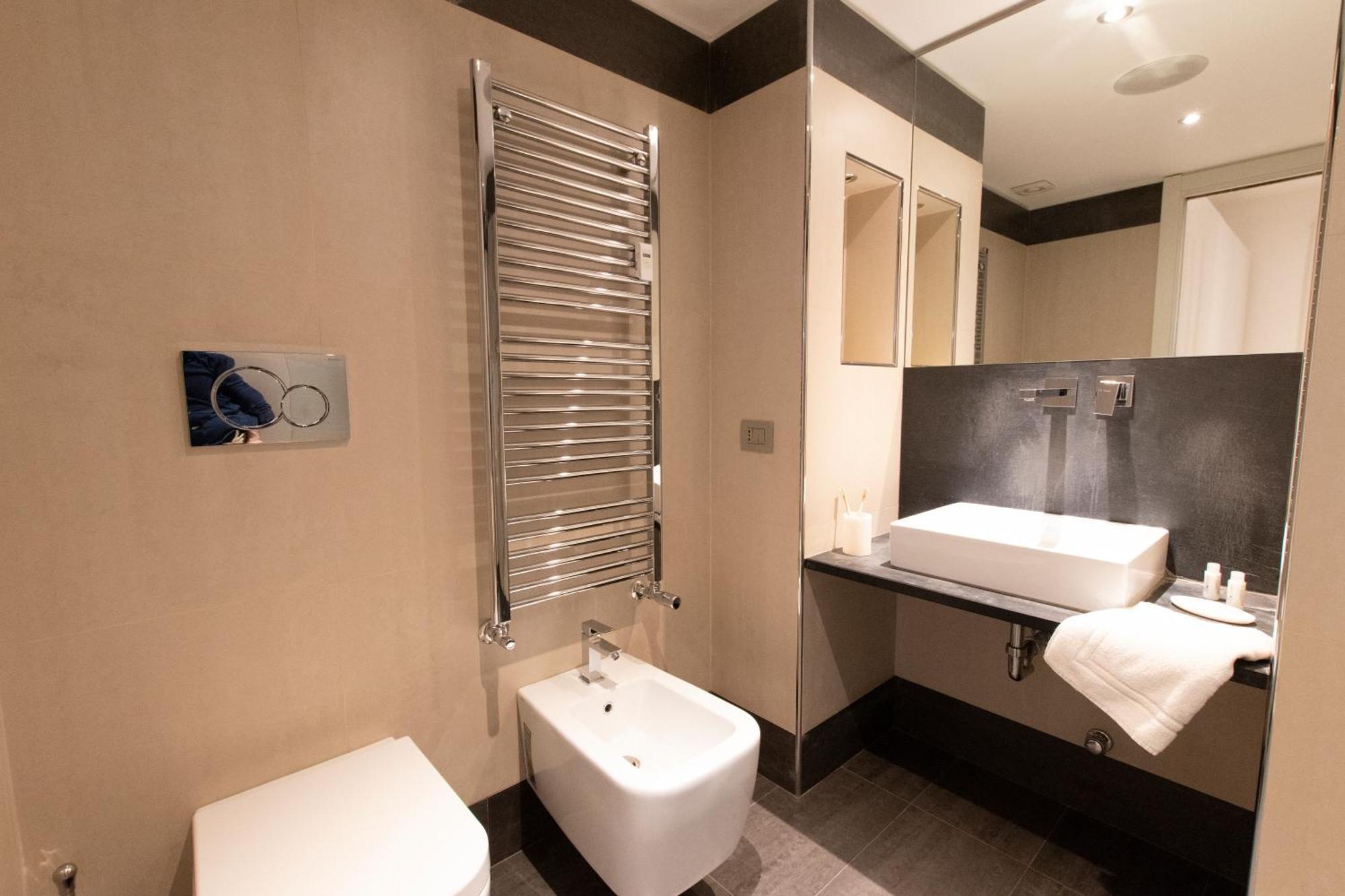 Luxury Apartment - Bramante 7 米兰 外观 照片